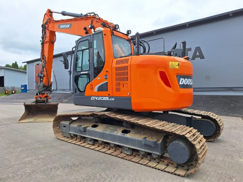 Doosan MYYTY! SOLD! DX235LCR-5 PYÖRITTÄJÄ - Excavadora de cadenas: foto 2 Doosan MYYTY! SOLD! DX235LCR-5 PYÖRITTÄJÄ - Excavadora de cadenas: foto 2