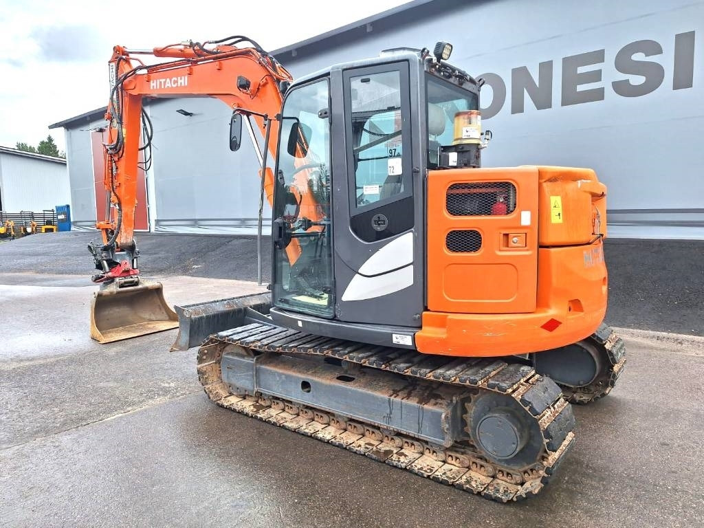 Hitachi ZX85USB-5 PYÖRITTÄJÄLLÄ - Miniexcavadora: foto 2 Hitachi ZX85USB-5 PYÖRITTÄJÄLLÄ - Miniexcavadora: foto 2