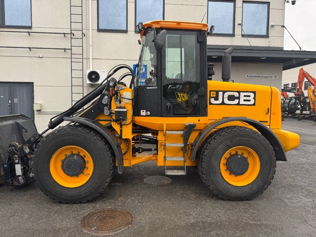 JCB MYYTY! SOLD! 416 HT HYVÄT VARUSTEET - Cargadora de ruedas: foto 2 JCB MYYTY! SOLD! 416 HT HYVÄT VARUSTEET - Cargadora de ruedas: foto 2