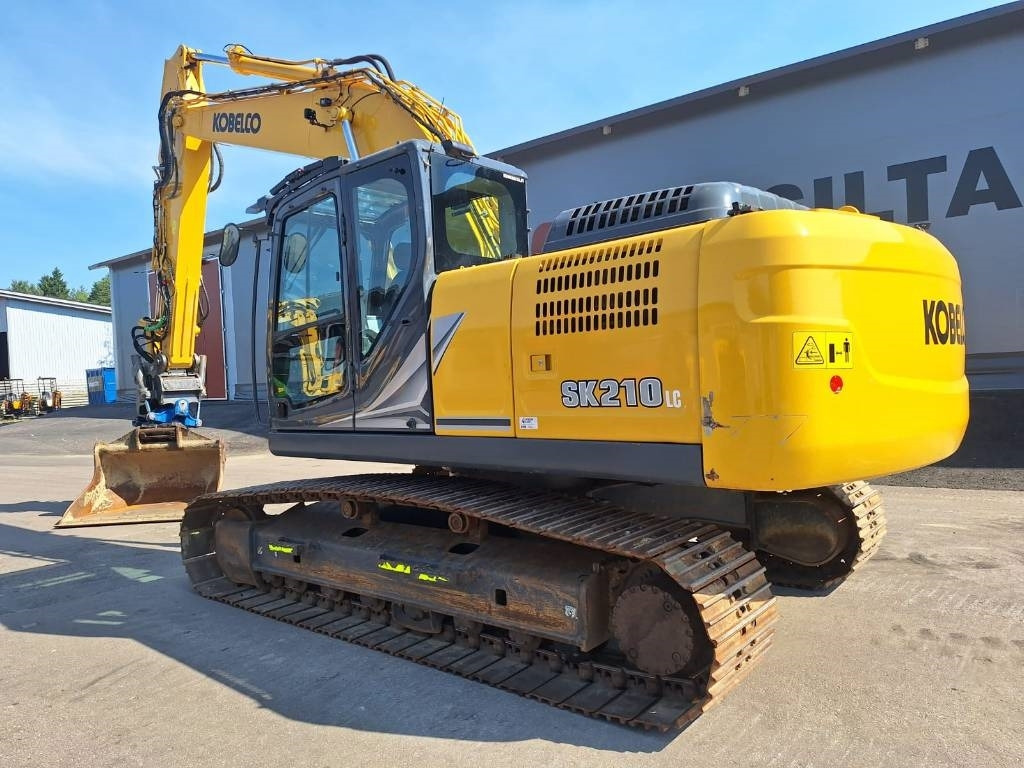 Kobelco SK210LC-11 PYÖRITTÄJÄLLÄ - Excavadora de cadenas: foto 2 Kobelco SK210LC-11 PYÖRITTÄJÄLLÄ - Excavadora de cadenas: foto 2