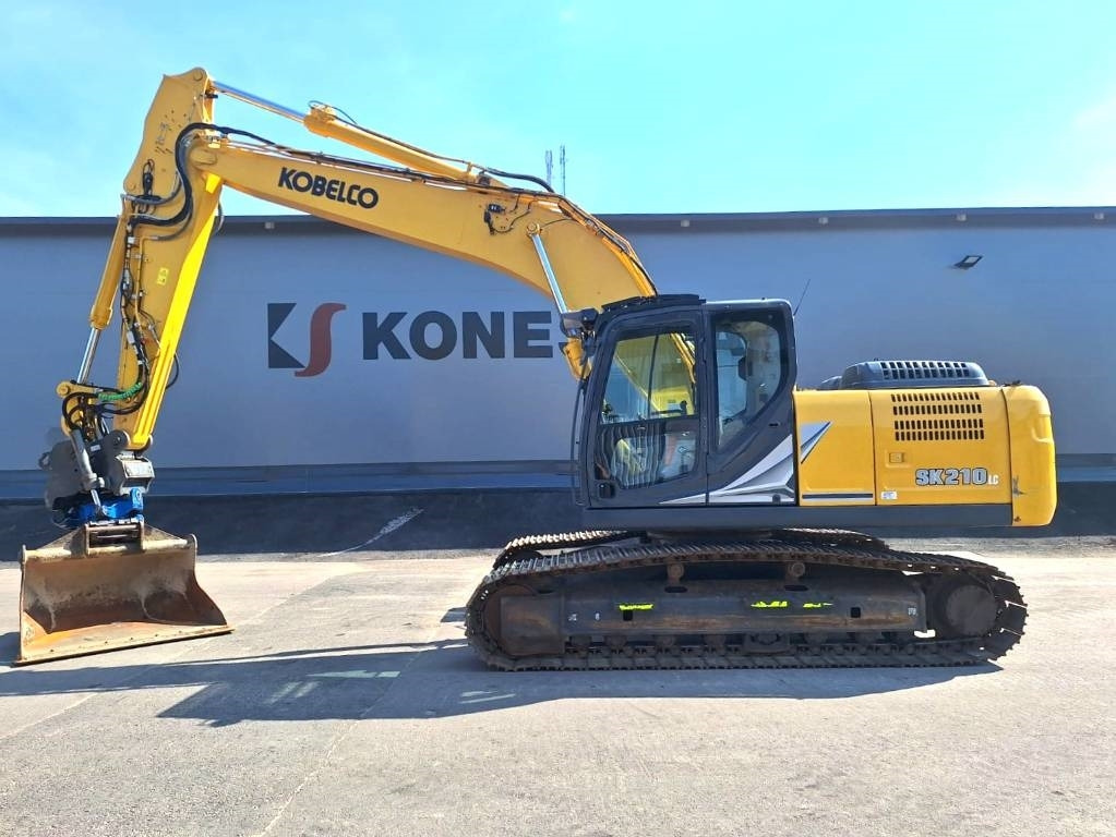 Kobelco SK210LC-11 PYÖRITTÄJÄLLÄ - Excavadora de cadenas: foto 1 Kobelco SK210LC-11 PYÖRITTÄJÄLLÄ - Excavadora de cadenas: foto 1