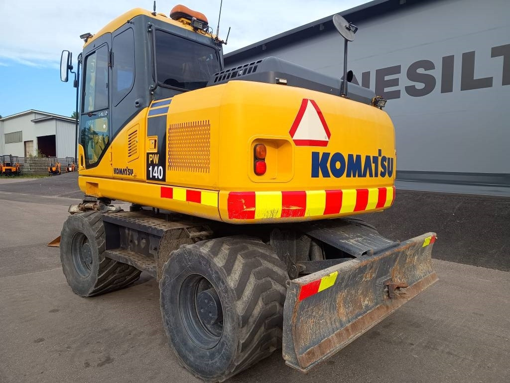 Komatsu PW140-7 PYÖRITTÄJÄLLÄ - Excavadora de ruedas: foto 3 Komatsu PW140-7 PYÖRITTÄJÄLLÄ - Excavadora de ruedas: foto 3