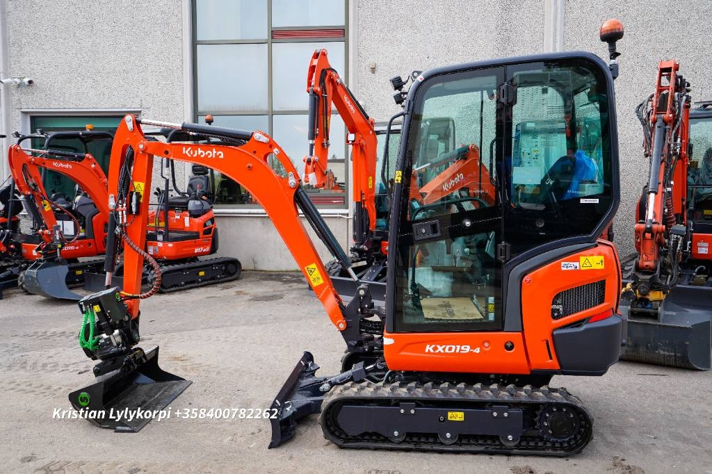 Kubota KX019-4 PYÖRITTÄJÄLLÄ - Miniexcavadora: foto 1 Kubota KX019-4 PYÖRITTÄJÄLLÄ - Miniexcavadora: foto 1