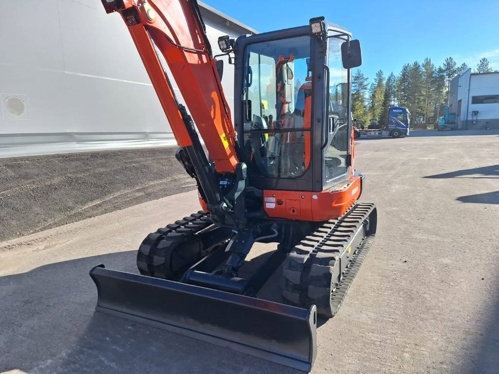 Kubota MYYTY!!SOLD!! KX057-4 PYÖRITTÄJÄLLÄ, 1-OMISTAJA  - Miniexcavadora: foto 4 Kubota MYYTY!!SOLD!! KX057-4 PYÖRITTÄJÄLLÄ, 1-OMISTAJA  - Miniexcavadora: foto 4
