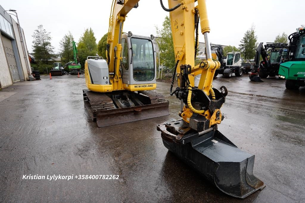 Miniexcavadora New Holland E70BSR ENGCON PIHDEILLÄ: foto 9