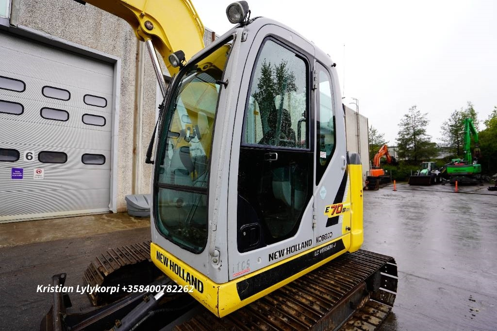 Miniexcavadora New Holland E70BSR ENGCON PIHDEILLÄ: foto 13