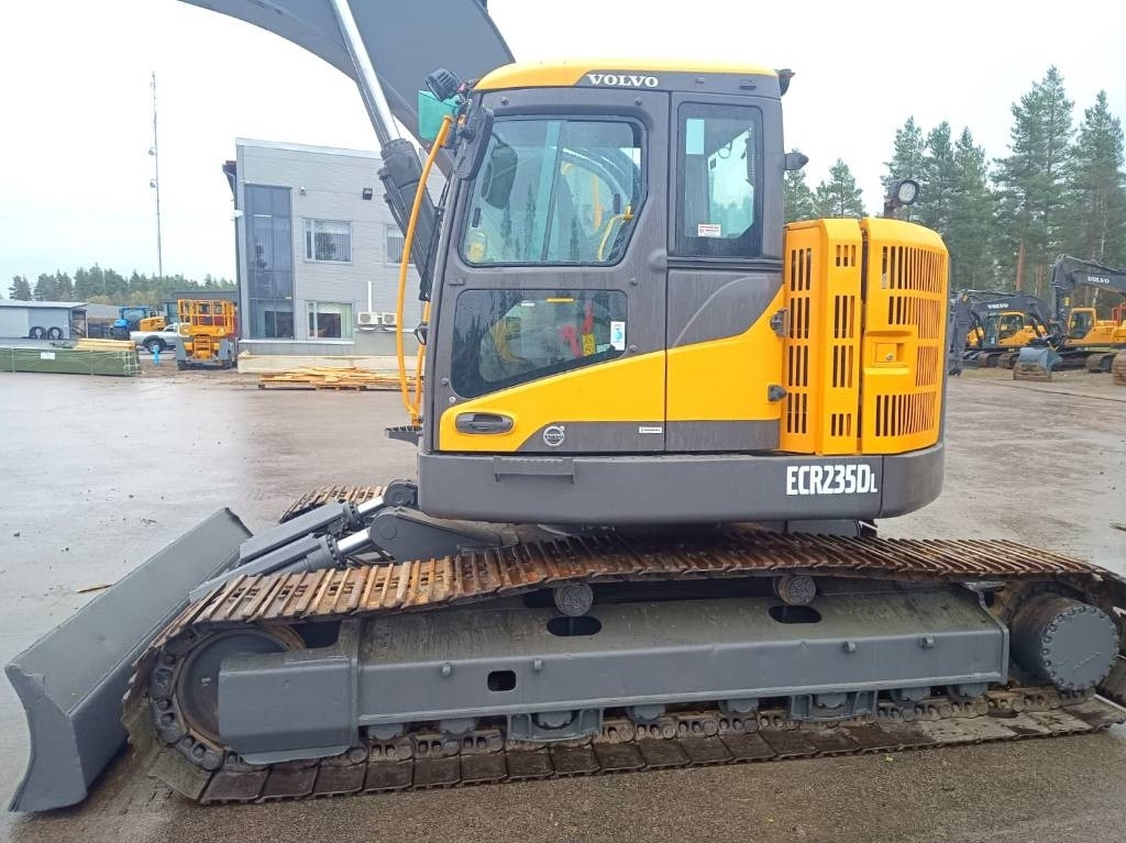 Volvo ECR235DL PYÖRITTÄJÄLLÄ - Excavadora de cadenas: foto 2 Volvo ECR235DL PYÖRITTÄJÄLLÄ - Excavadora de cadenas: foto 2