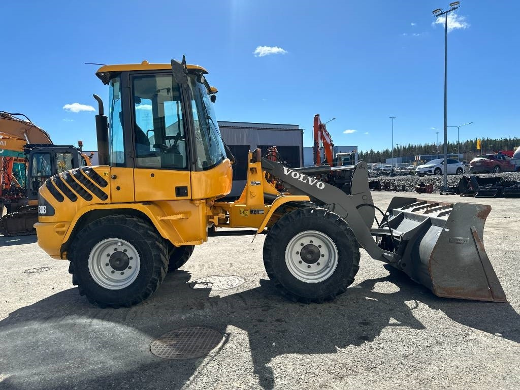 Volvo L 30 B - Cargadora de ruedas: foto 5 Volvo L 30 B - Cargadora de ruedas: foto 5