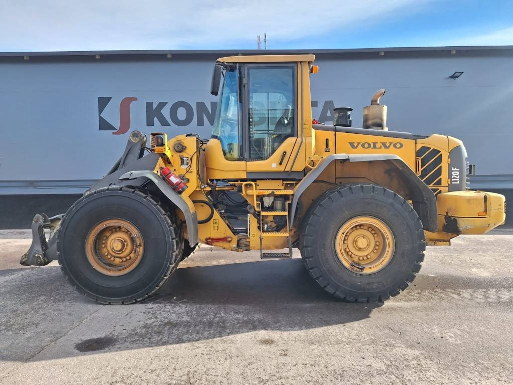 Volvo L120F VIPUOHJAUS - Cargadora de ruedas: foto 1 Volvo L120F VIPUOHJAUS - Cargadora de ruedas: foto 1