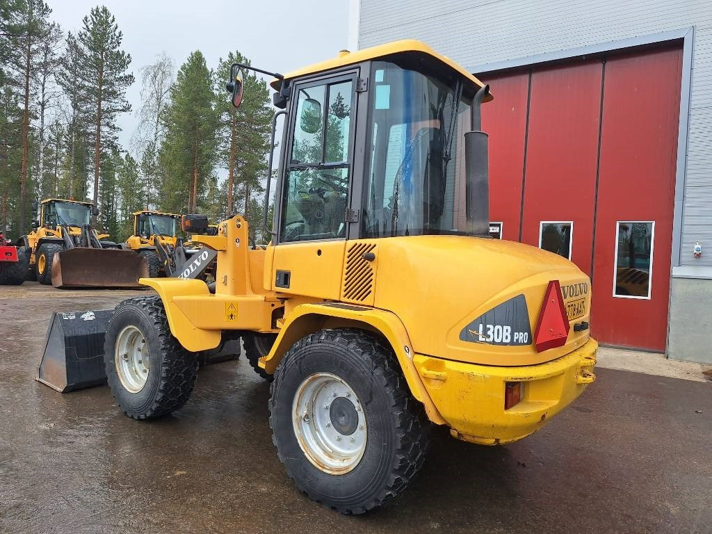 Volvo L30B AURALLA - Cargadora de ruedas: foto 2 Volvo L30B AURALLA - Cargadora de ruedas: foto 2