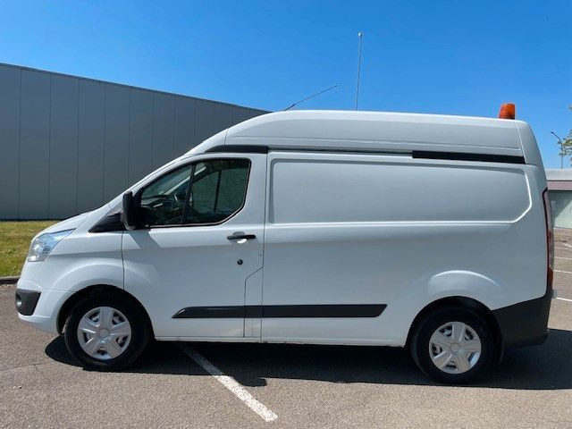 Ford Transit Custom 2.2TDCI. Klima. Tempomat. Xenon. - Furgoneta pequeña: foto 2 Ford Transit Custom 2.2TDCI. Klima. Tempomat. Xenon. - Furgoneta pequeña: foto 2