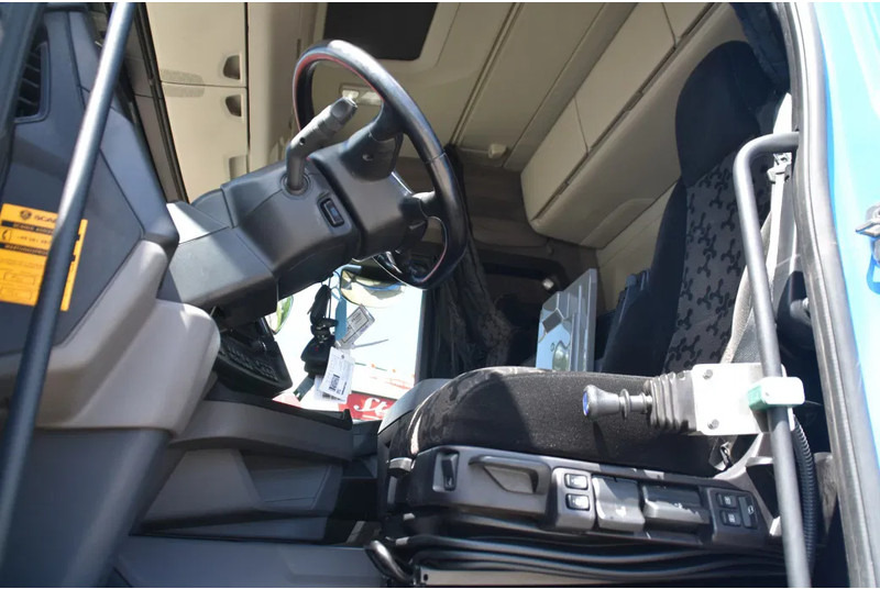 Scania R450 NGS 4x2 - RETARDER - 380 TKM - HYDRAULIC SYSTEM - ACC - NAVI - DIFF. LOCK - EXCELLENT CONDITION - - Cabeza tractora: foto 5 Scania R450 NGS 4x2 - RETARDER - 380 TKM - HYDRAULIC SYSTEM - ACC - NAVI - DIFF. LOCK - EXCELLENT CONDITION - - Cabeza tractora: foto 5