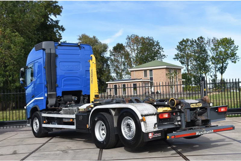 Volvo FH 460 6x2*4 - PALFINGER HOOKLIFT - 841 TKM - PARK. AIRCO - WHEELBASE: 480 CM - PTO - TOP CONDITION - - Camión multibasculante: foto 3 Volvo FH 460 6x2*4 - PALFINGER HOOKLIFT - 841 TKM - PARK. AIRCO - WHEELBASE: 480 CM - PTO - TOP CONDITION - - Camión multibasculante: foto 3