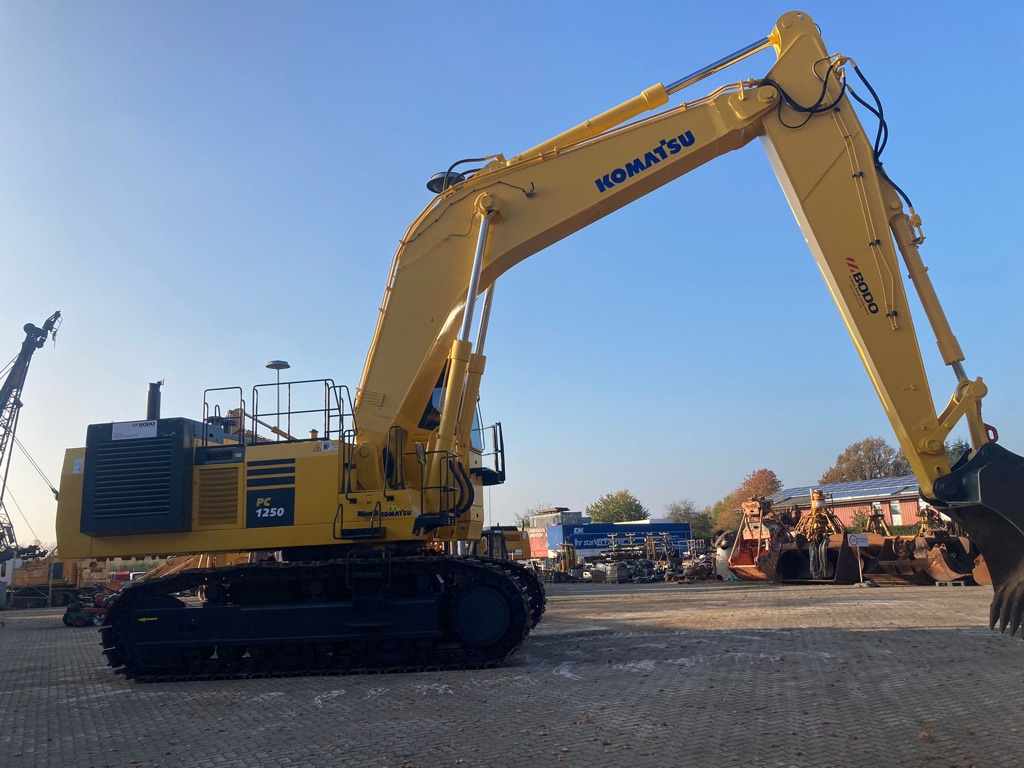 KOMATSU PC1250-7 - Excavadora de cadenas: foto 3 KOMATSU PC1250-7 - Excavadora de cadenas: foto 3
