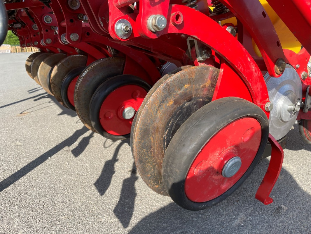 Grimme MATRIX 1200 - Sembradora: foto 4 Grimme MATRIX 1200 - Sembradora: foto 4