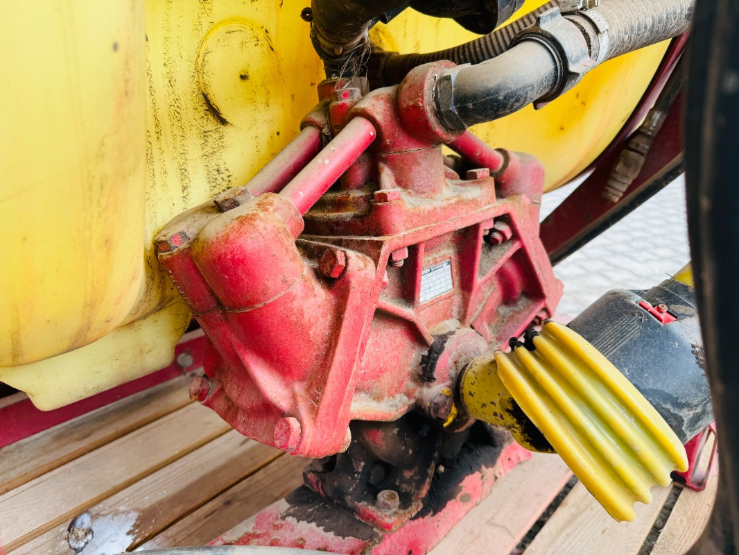 Kverneland UN-1350 - Cosechadora: foto 3 Kverneland UN-1350 - Cosechadora: foto 3