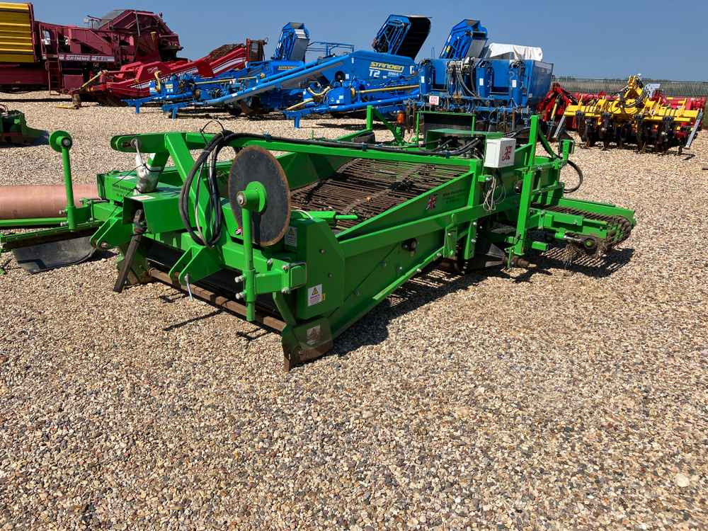 Jones Onion Windrower - Vendimiadora: foto 2 Jones Onion Windrower - Vendimiadora: foto 2