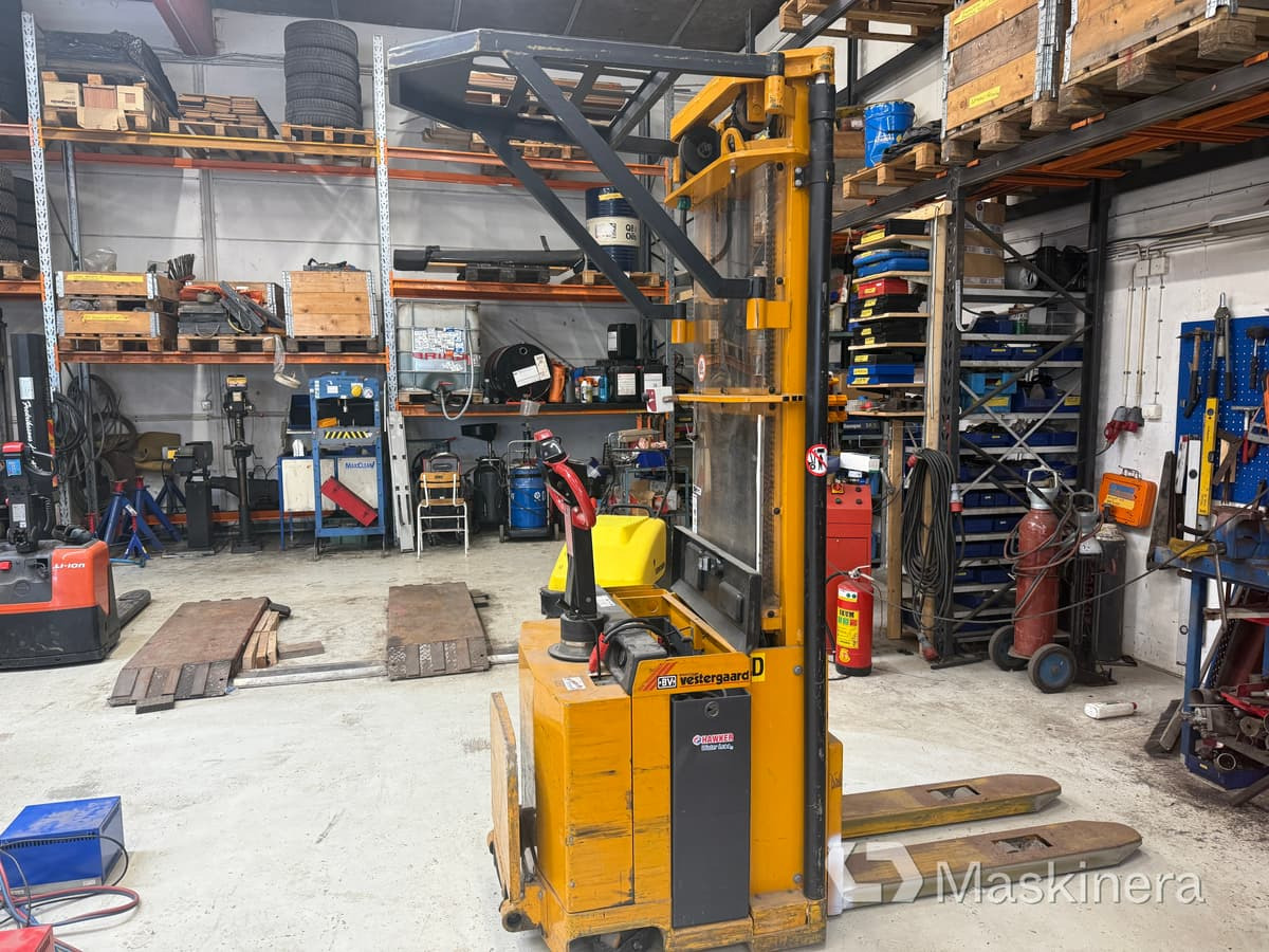 BV S12i - FFTL Ståstaplare BV S12i - Apilador: foto 3 BV S12i - FFTL Ståstaplare BV S12i - Apilador: foto 3
