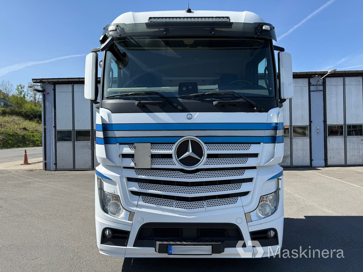 Dragbil Mercedes-Benz Actros 2545 - Cabeza tractora: foto 2 Dragbil Mercedes-Benz Actros 2545 - Cabeza tractora: foto 2