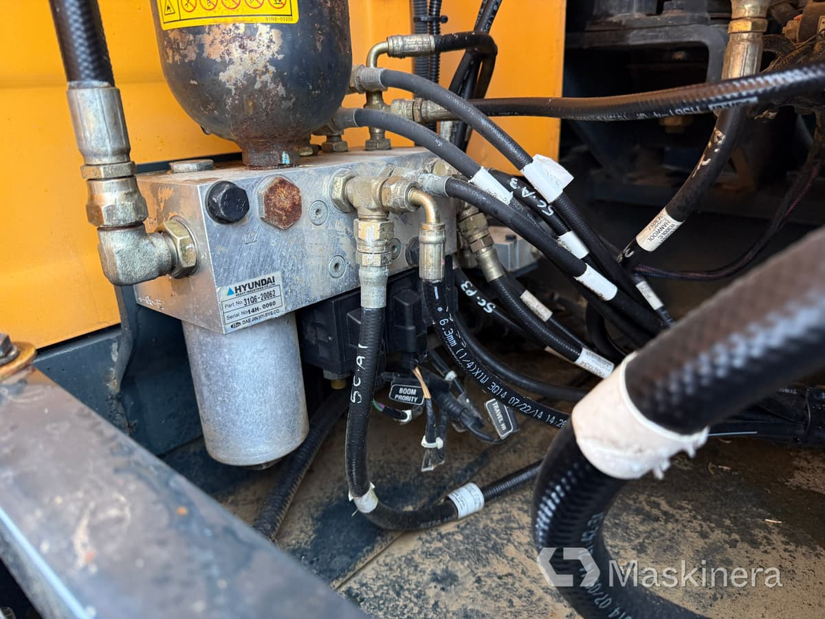 Excavadora de cadenas Grävmaskin Hyundai Robex 300LC-9A: foto 39 Excavadora de cadenas Grävmaskin Hyundai Robex 300LC-9A: foto 39