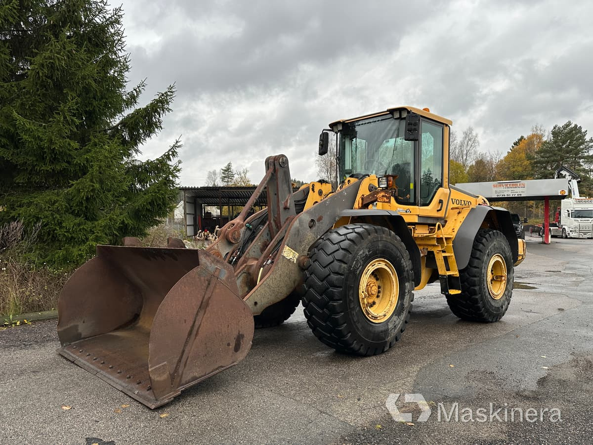 Hjullastare Volvo L120F - Cargadora de ruedas: foto 1 Hjullastare Volvo L120F - Cargadora de ruedas: foto 1