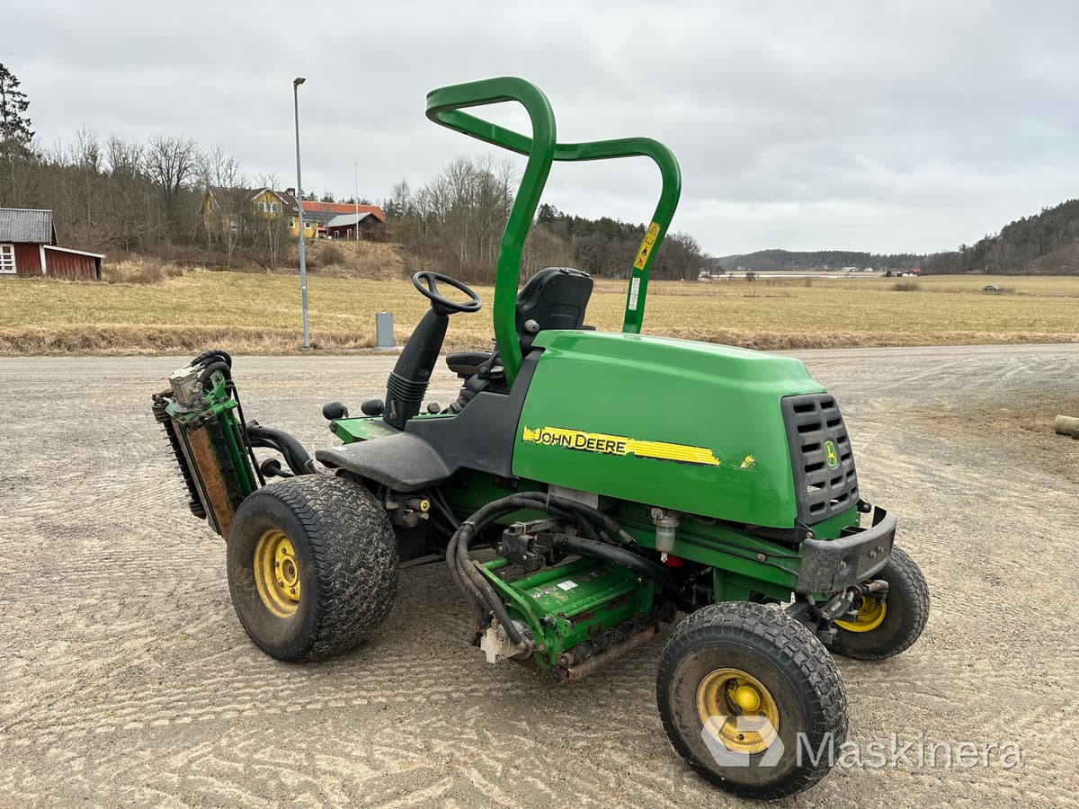 John Deere 7700 PC FM PrecisionCut Fairwayklippare - Cortacésped: foto 3 John Deere 7700 PC FM PrecisionCut Fairwayklippare - Cortacésped: foto 3