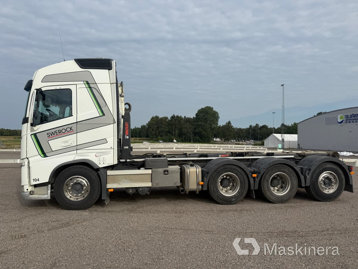 Lastväxlare Volvo FH 8*4 - Camión multibasculante: foto 2 Lastväxlare Volvo FH 8*4 - Camión multibasculante: foto 2