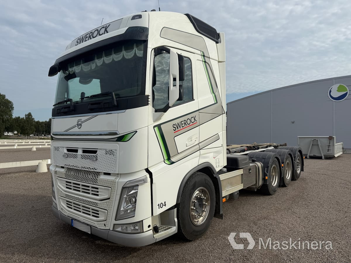 Lastväxlare Volvo FH 8*4 - Camión multibasculante: foto 1 Lastväxlare Volvo FH 8*4 - Camión multibasculante: foto 1