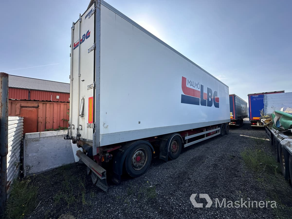 Skåpsläp Närko D4HB13N62 - Otros maquinaria: foto 1 Skåpsläp Närko D4HB13N62 - Otros maquinaria: foto 1