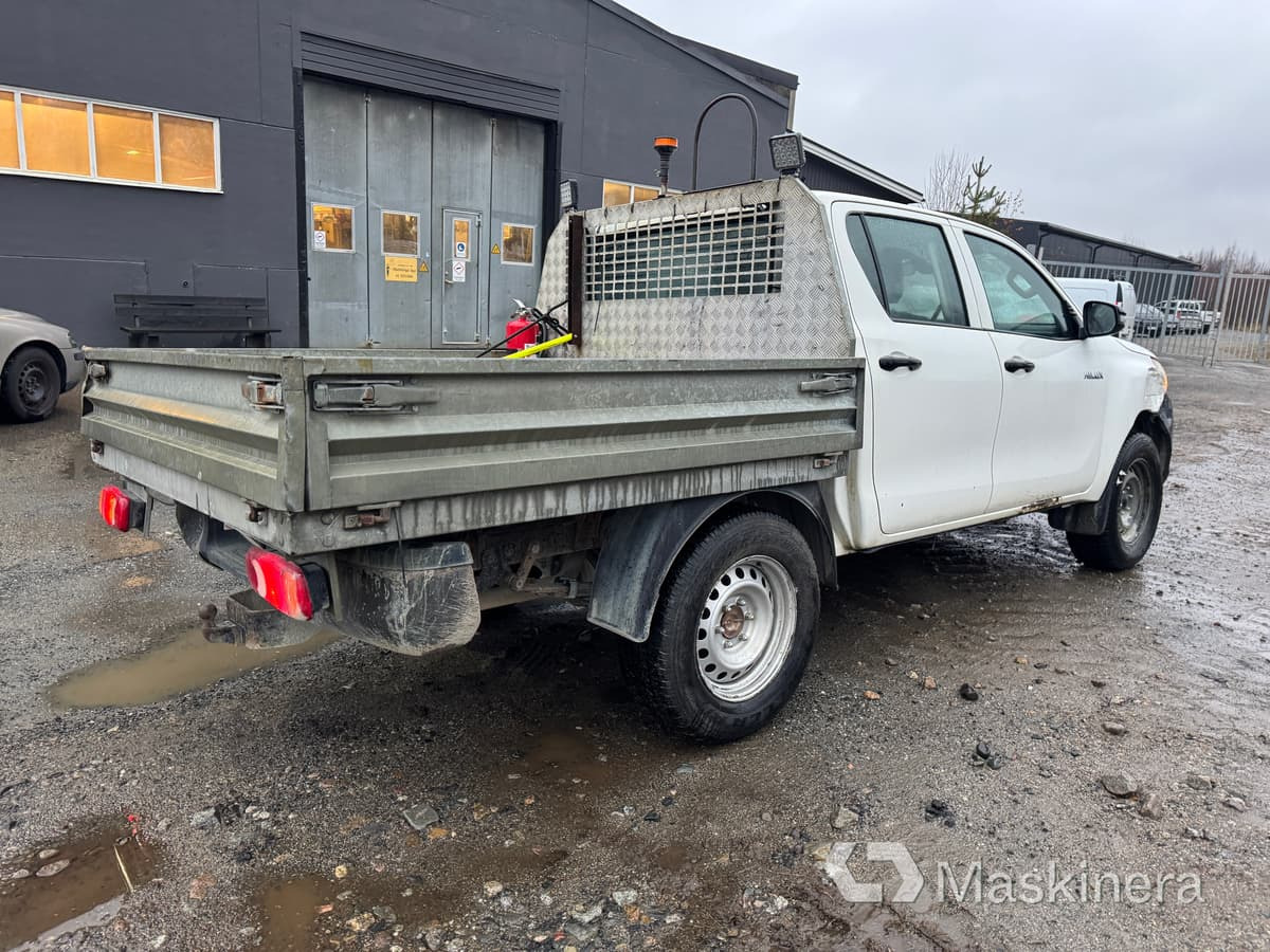 Pickup Toyota Hilux -18 Dubbelhytt - Furgoneta pequeña: foto 5 Pickup Toyota Hilux -18 Dubbelhytt - Furgoneta pequeña: foto 5