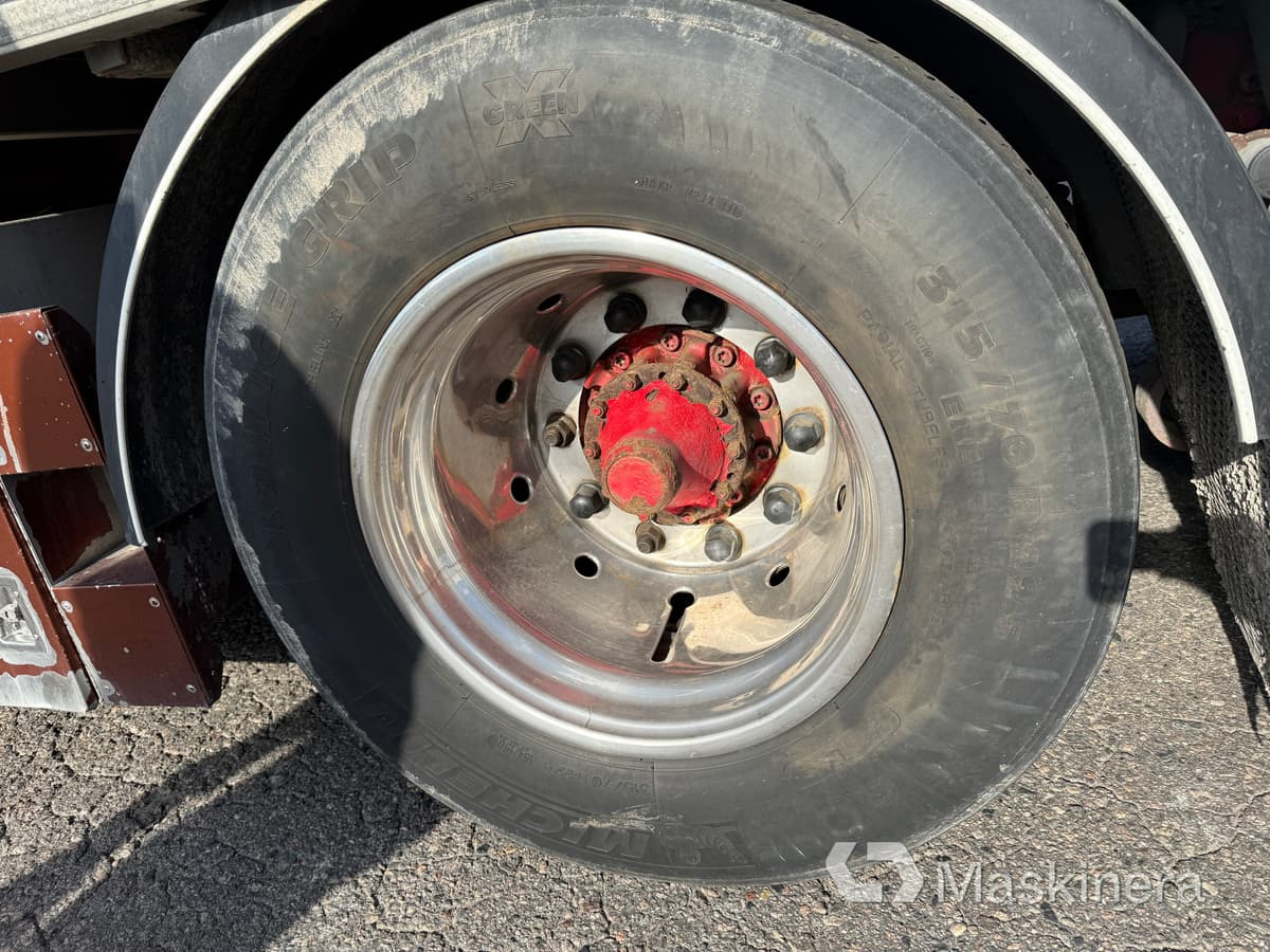 Camión caja cerrada Scania R560 Skåpbil Scania R560: foto 23 Camión caja cerrada Scania R560 Skåpbil Scania R560: foto 23