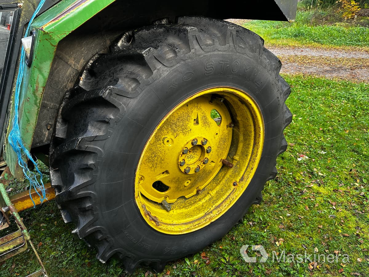 Leasing de  Traktor John Deere 2130 (Rep.objekt) Traktor John Deere 2130 (Rep.objekt): foto 37