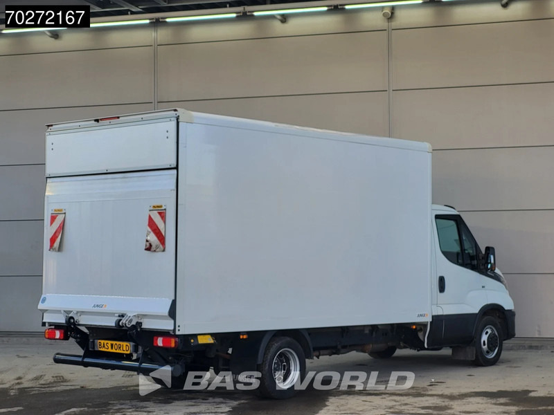 Iveco Daily 35C16 Automaat Laadklep Bakwagen Camera Airco Meubelbak Koffer 19m3 Airco - Furgoneta caja cerrada: foto 5 Iveco Daily 35C16 Automaat Laadklep Bakwagen Camera Airco Meubelbak Koffer 19m3 Airco - Furgoneta caja cerrada: foto 5