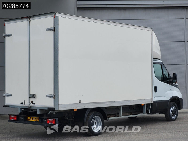Iveco Daily 35C16 COMING SOON! 3.0L Bakwagen Dubbellucht Achterdeuren Airco Cruise Euro6 Meubelbak Koffer Airco Cruise control - Furgoneta caja cerrada: foto 5 Iveco Daily 35C16 COMING SOON! 3.0L Bakwagen Dubbellucht Achterdeuren Airco Cruise Euro6 Meubelbak Koffer Airco Cruise control - Furgoneta caja cerrada: foto 5