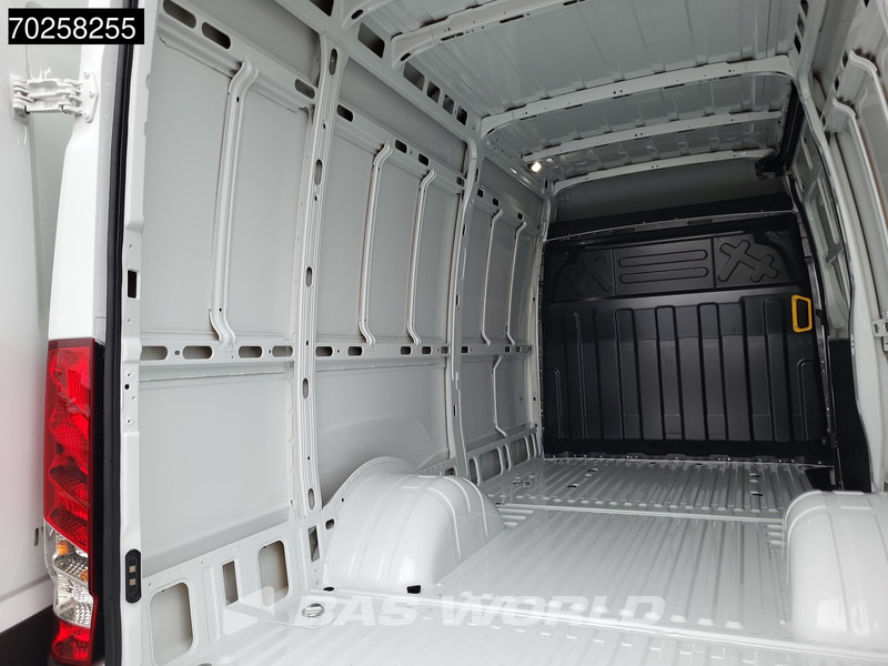 Iveco Daily 35C21 3.0L Automaat 2025 Black Edition model Dubbellucht L2H2 LED ACC CarPlay Camera Parkeersensoren 12m3 Airco - Furgón: foto 2 Iveco Daily 35C21 3.0L Automaat 2025 Black Edition model Dubbellucht L2H2 LED ACC CarPlay Camera Parkeersensoren 12m3 Airco - Furgón: foto 2