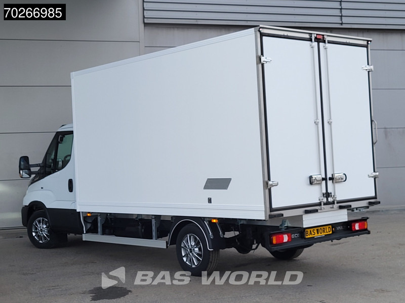 Iveco Daily 35S18 3.0L Koelwagen Achterdeuren Thermoking C-250 LED ACC Navi Airco Koel Koeler Kühl Kühler Kühlkoffer 17m3 Airco - Furgoneta frigorifica: foto 2 Iveco Daily 35S18 3.0L Koelwagen Achterdeuren Thermoking C-250 LED ACC Navi Airco Koel Koeler Kühl Kühler Kühlkoffer 17m3 Airco - Furgoneta frigorifica: foto 2