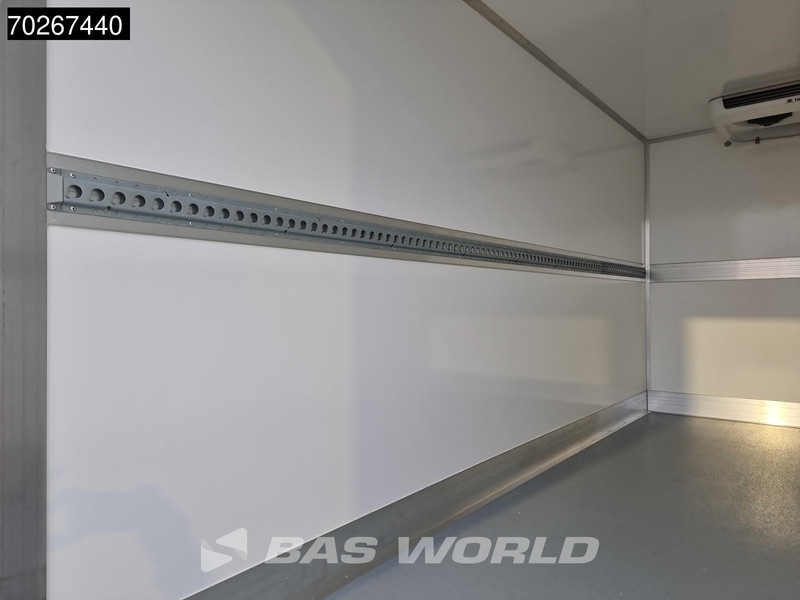 Furgoneta frigorifica nuevo Iveco Daily 35S18 3.0L Laadklep Koelwagen Vriezer Thermoking V-200 MAX 220V stekker -18 LED Navi Airco ACC Koel Koeler Kühler Kühlwagen Kühl: foto 8 Furgoneta frigorifica nuevo Iveco Daily 35S18 3.0L Laadklep Koelwagen Vriezer Thermoking V-200 MAX 220V stekker -18 LED Navi Airco ACC Koel Koeler Kühler Kühlwagen Kühl: foto 8