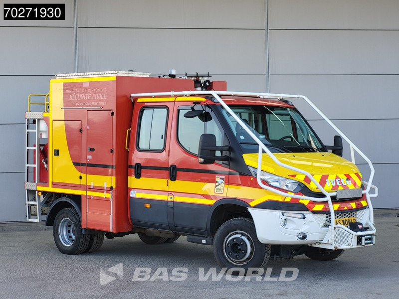 Iveco Daily 70C18 4x4 Achleitner Euro6 3.0L Firetruck Brandweerwagen 3,5t Trekhaak Airco Cruise AWD Allrad Camper 1600liter Airco Dubbel cab - Ambulancia: foto 3 Iveco Daily 70C18 4x4 Achleitner Euro6 3.0L Firetruck Brandweerwagen 3,5t Trekhaak Airco Cruise AWD Allrad Camper 1600liter Airco Dubbel cab - Ambulancia: foto 3