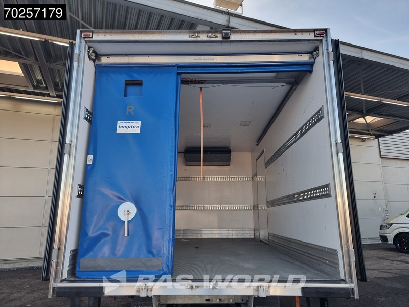 Iveco Daily 72C21 Iveco Daily 3.0L Koelwagen Laadklep Thermo King T-600R 380V Luchtvering Koelwagen Airco Cruise Camera Koeler Koel Kühlwage - Furgoneta frigorifica: foto 5 Iveco Daily 72C21 Iveco Daily 3.0L Koelwagen Laadklep Thermo King T-600R 380V Luchtvering Koelwagen Airco Cruise Camera Koeler Koel Kühlwage - Furgoneta frigorifica: foto 5