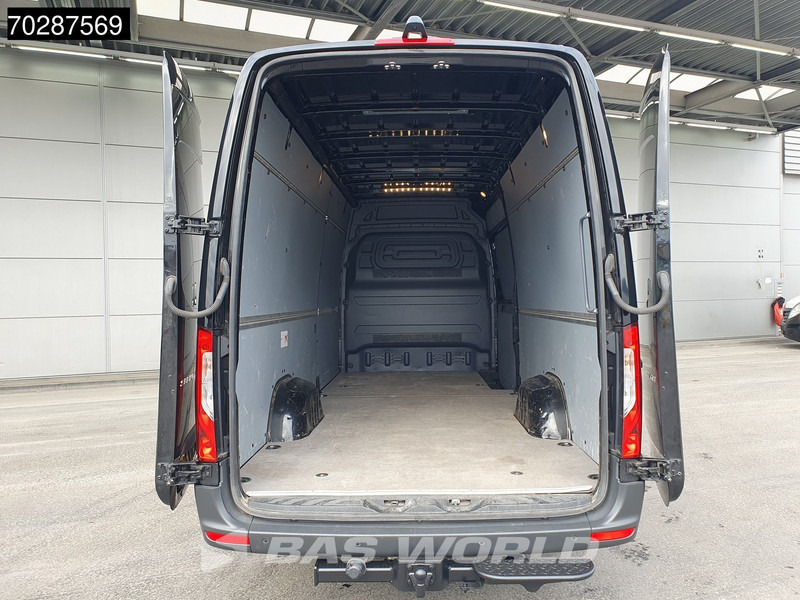 Mercedes-Benz Sprinter 317 CDI Automaat L3H2 3500KG Trekhaak 170PK Airco Camera Parkeersensoren MBUX CarPlay Euro6 L3 15m3 Airco Trekhaak - Furgón: foto 2 Mercedes-Benz Sprinter 317 CDI Automaat L3H2 3500KG Trekhaak 170PK Airco Camera Parkeersensoren MBUX CarPlay Euro6 L3 15m3 Airco Trekhaak - Furgón: foto 2