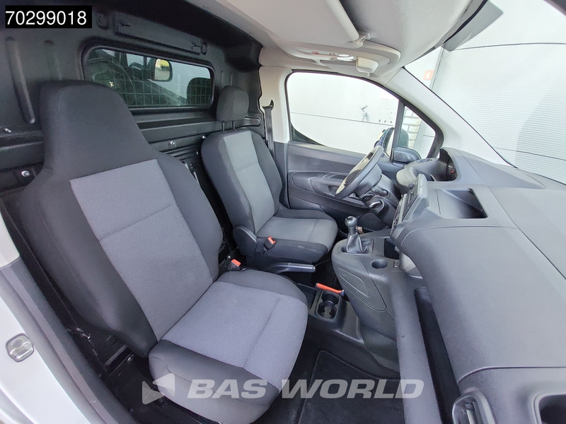 Furgoneta pequeña Peugeot Partner 80PK L1H1 Trekhaak Imperiaal Airco Parkeersensoren APK 08-2026 Euro6 L1 Kompakt Airco Trekhaak: foto 12 Furgoneta pequeña Peugeot Partner 80PK L1H1 Trekhaak Imperiaal Airco Parkeersensoren APK 08-2026 Euro6 L1 Kompakt Airco Trekhaak: foto 12