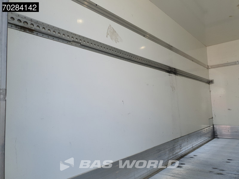 Volkswagen Crafter 102pk Bakwagen Airco Euro6 Meubelbak Koffer 17m3 - Furgoneta caja cerrada: foto 5 Volkswagen Crafter 102pk Bakwagen Airco Euro6 Meubelbak Koffer 17m3 - Furgoneta caja cerrada: foto 5