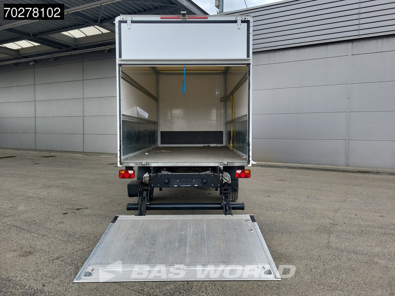 Volkswagen Crafter 177pk Automaat Laadklep Bakwagen Airco Camera Meubelbak Koffer 19m3 Airco - Furgoneta caja cerrada: foto 3 Volkswagen Crafter 177pk Automaat Laadklep Bakwagen Airco Camera Meubelbak Koffer 19m3 Airco - Furgoneta caja cerrada: foto 3