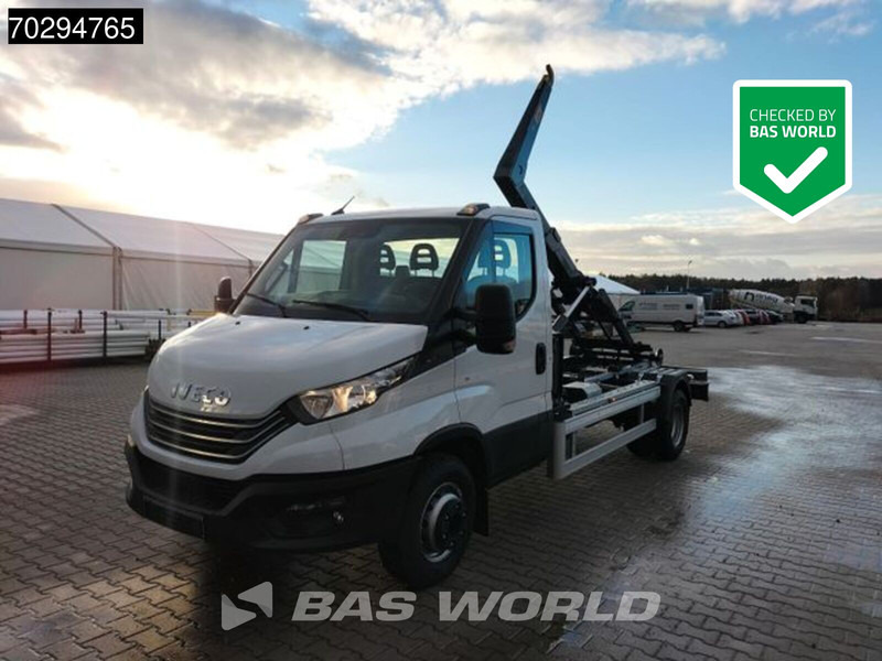 Iveco Daily 70C18 5 Tonnes Hooklift Euro 6 A/C - Furgoneta basculante: foto 1 Iveco Daily 70C18 5 Tonnes Hooklift Euro 6 A/C - Furgoneta basculante: foto 1