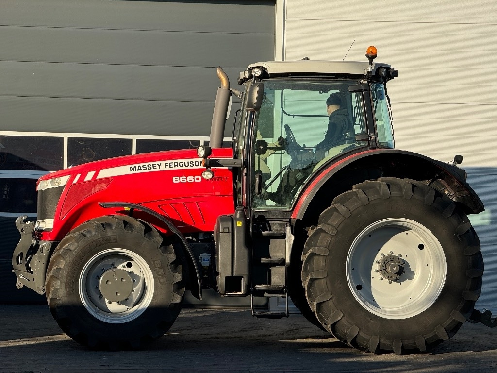 Massey Ferguson 8660 - Tractor: foto 4 Massey Ferguson 8660 - Tractor: foto 4