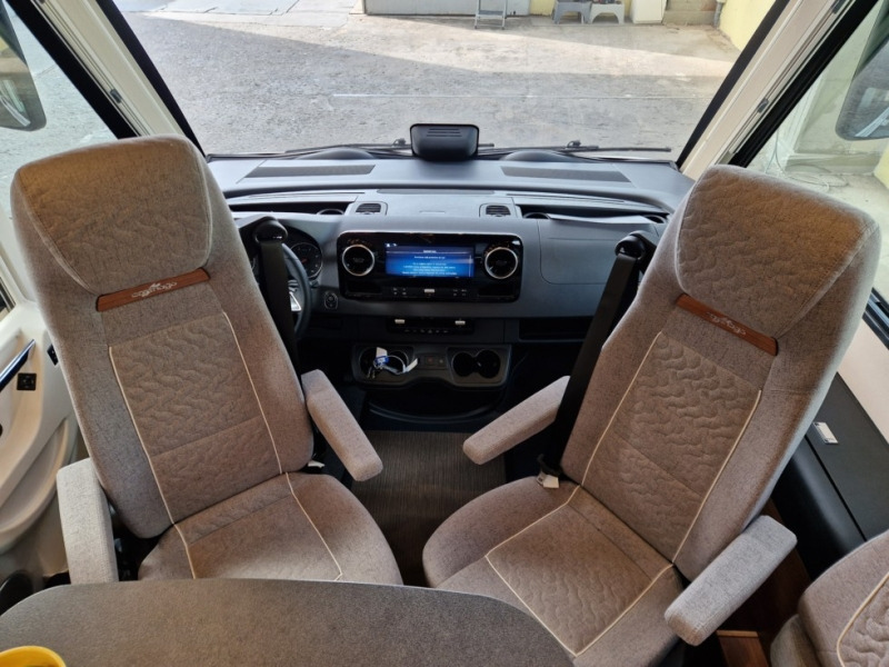 Carthago Carthago C2 Tourer I Mercedes 145 RB-LE - Autocaravana integral: foto 5 Carthago Carthago C2 Tourer I Mercedes 145 RB-LE - Autocaravana integral: foto 5