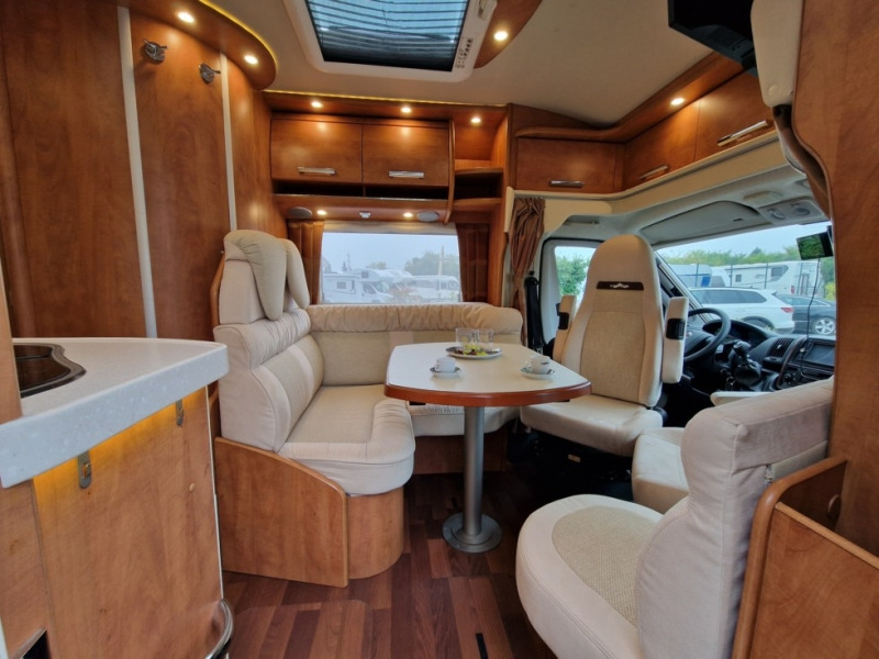 Carthago Chic C-Line T 4.3 - Autocaravana perfilada: foto 5 Carthago Chic C-Line T 4.3 - Autocaravana perfilada: foto 5