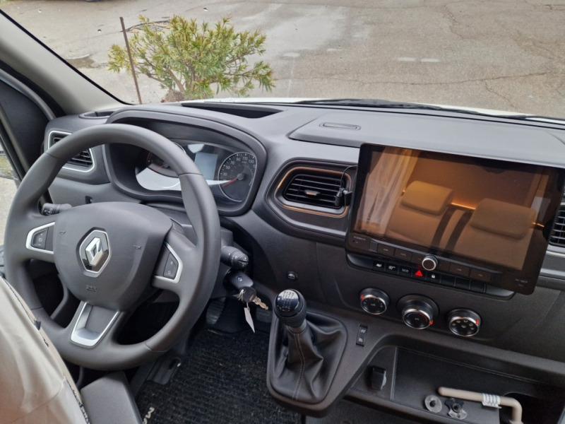 Autocaravana perfilada Etrusco V 5.9 DR: foto 6 Autocaravana perfilada Etrusco V 5.9 DR: foto 6