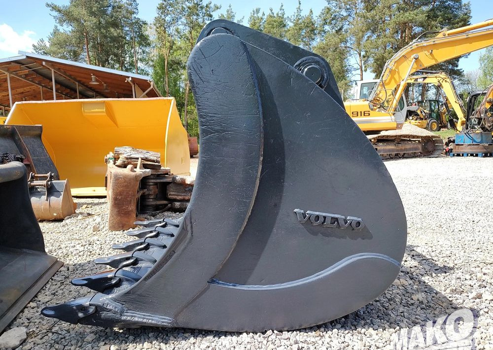 Łyżka Volvo 145cm do koparki Miller fi 90 - Implemento para Maquinaria de construcción: foto 2 Łyżka Volvo 145cm do koparki Miller fi 90 - Implemento para Maquinaria de construcción: foto 2