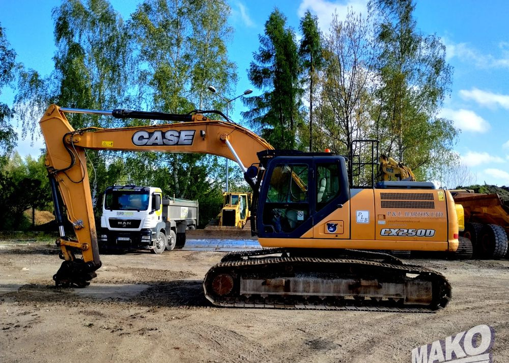 Komatsu CX 250 D - Excavadora de cadenas: foto 1 Komatsu CX 250 D - Excavadora de cadenas: foto 1